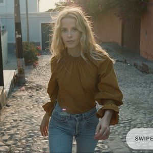 Doen Harper Top in Golden Hour